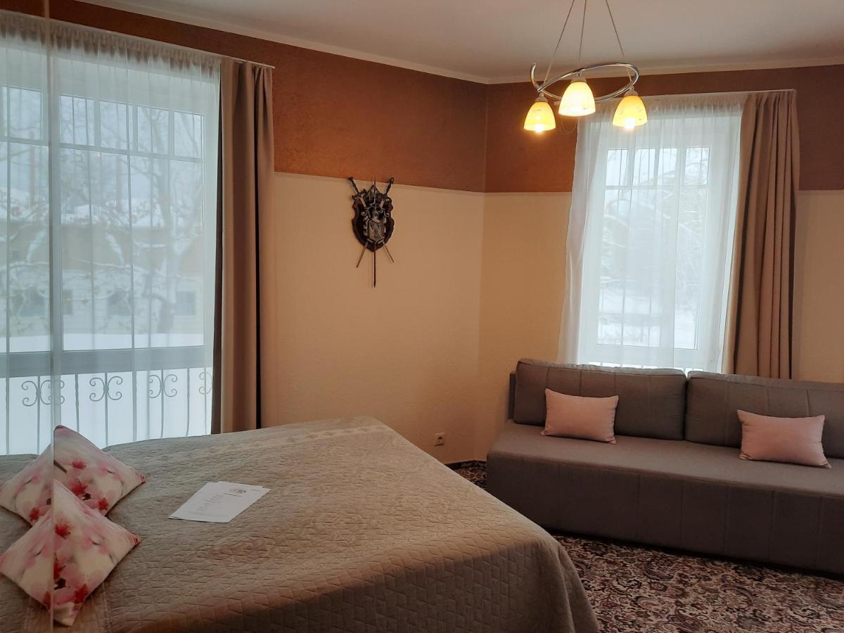 Hotel Pils With Self-Check In Сигулда Екстериор снимка