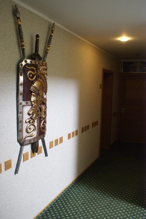 Hotel Pils With Self-Check In Сигулда Екстериор снимка